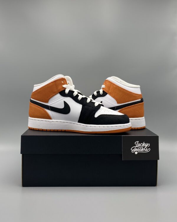 Nike Air Jordan 1 mid Basketball Blossom