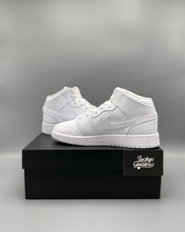 Nike Air Jordan 1 mid Triple White