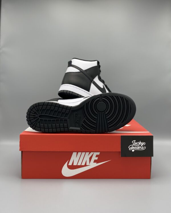 Nike Dunk high Black White Panda (W) Nike Dunk high Black White Panda (W)